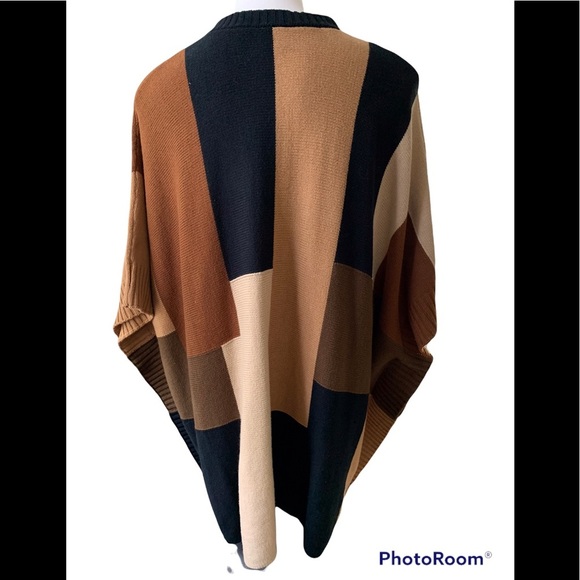 Rafaella Color Block Intarsia Poncho - Picture 4 of 9